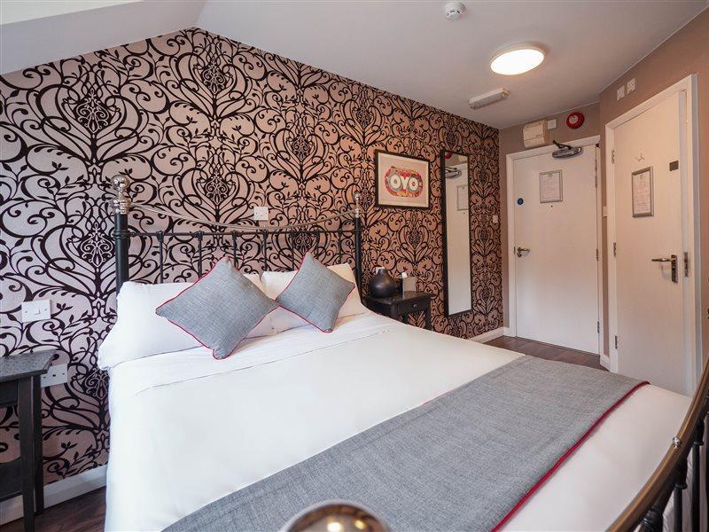 Baginton  Oyo ザ オーク バギントン Bed & Breakfast エクステリア 写真