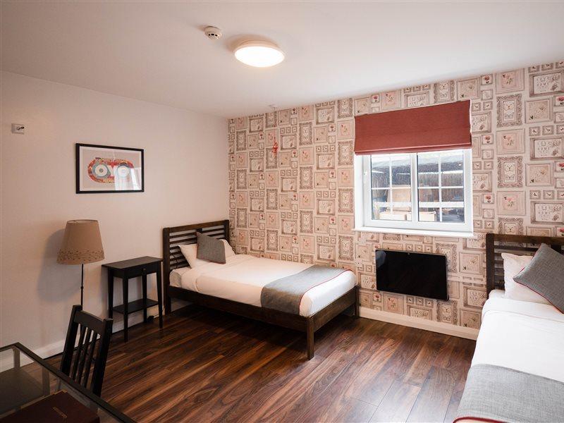 Baginton  Oyo ザ オーク バギントン Bed & Breakfast エクステリア 写真