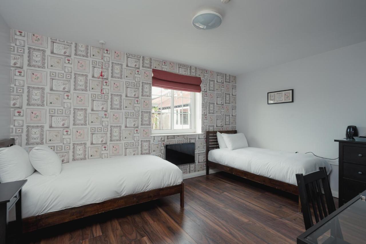 Baginton  Oyo ザ オーク バギントン Bed & Breakfast エクステリア 写真